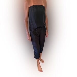 Express Black Sleeveless Jumpsuit sz small EUC